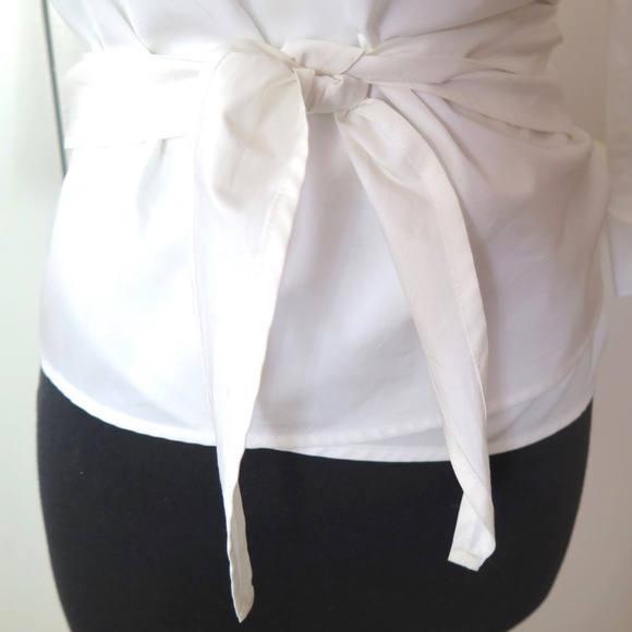 Holt Renfrew Tie Wrap Blouse, Never Worn, Made in Italy - Picture 7 of 15